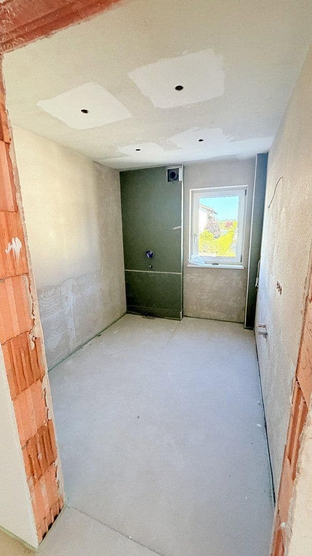 Pronájem bytu 2+1 65 m², Westerndorfer Straße 85, Rosenheim, Bavorsko Pronájem bytu 2+1 65 m², Westerndorfer Straße 85, Rosenheim, Bavorsko