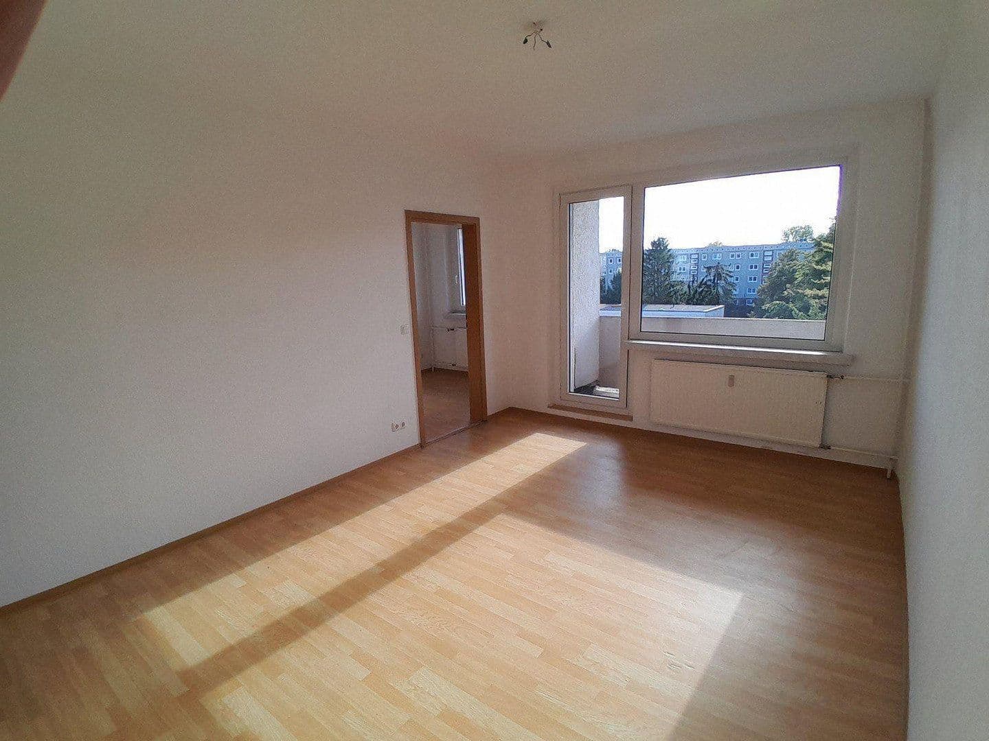 Pronájem bytu 2+1 50 m², Ernst-Thälmann-Ring, Greifswald, Mecklenburg-Vorpommern Pronájem bytu 2+1 50 m², Ernst-Thälmann-Ring, Greifswald, Mecklenburg-Vorpommern