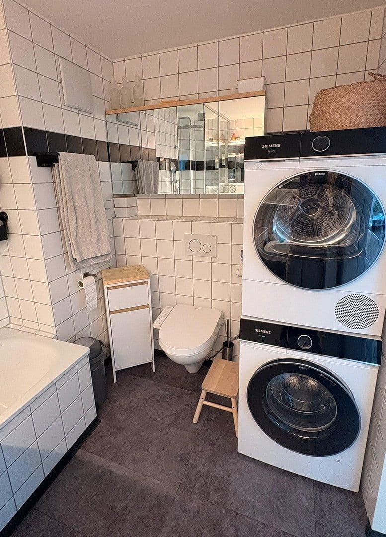 Pronájem bytu 3+1 82 m², Washingtonallee 27, Neu-Ulm, Bavorsko Pronájem bytu 3+1 82 m², Washingtonallee 27, Neu-Ulm, Bavorsko