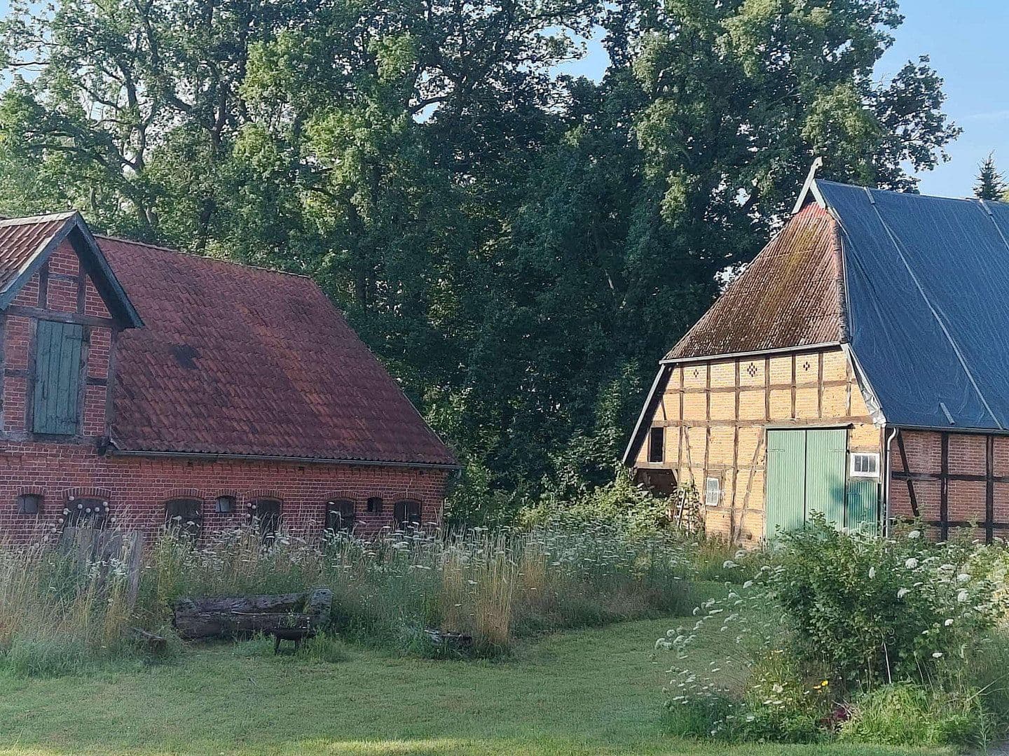 Prodej domu 430 m², pozemek 4.900 m², Rullstorf, Dolní Sasko Prodej domu 430 m², pozemek 4.900 m², Rullstorf, Dolní Sasko