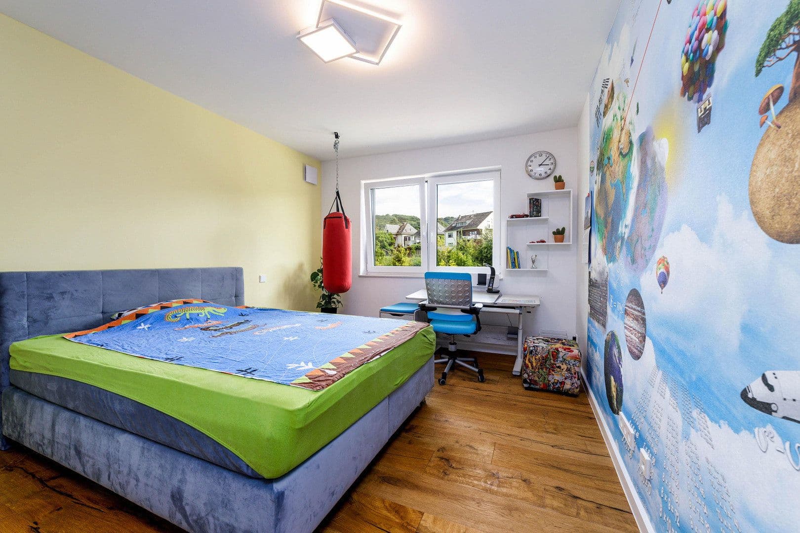 Prodej bytu 5+1 180 m², Perl, Země Sársko Prodej bytu 5+1 180 m², Perl, Země Sársko