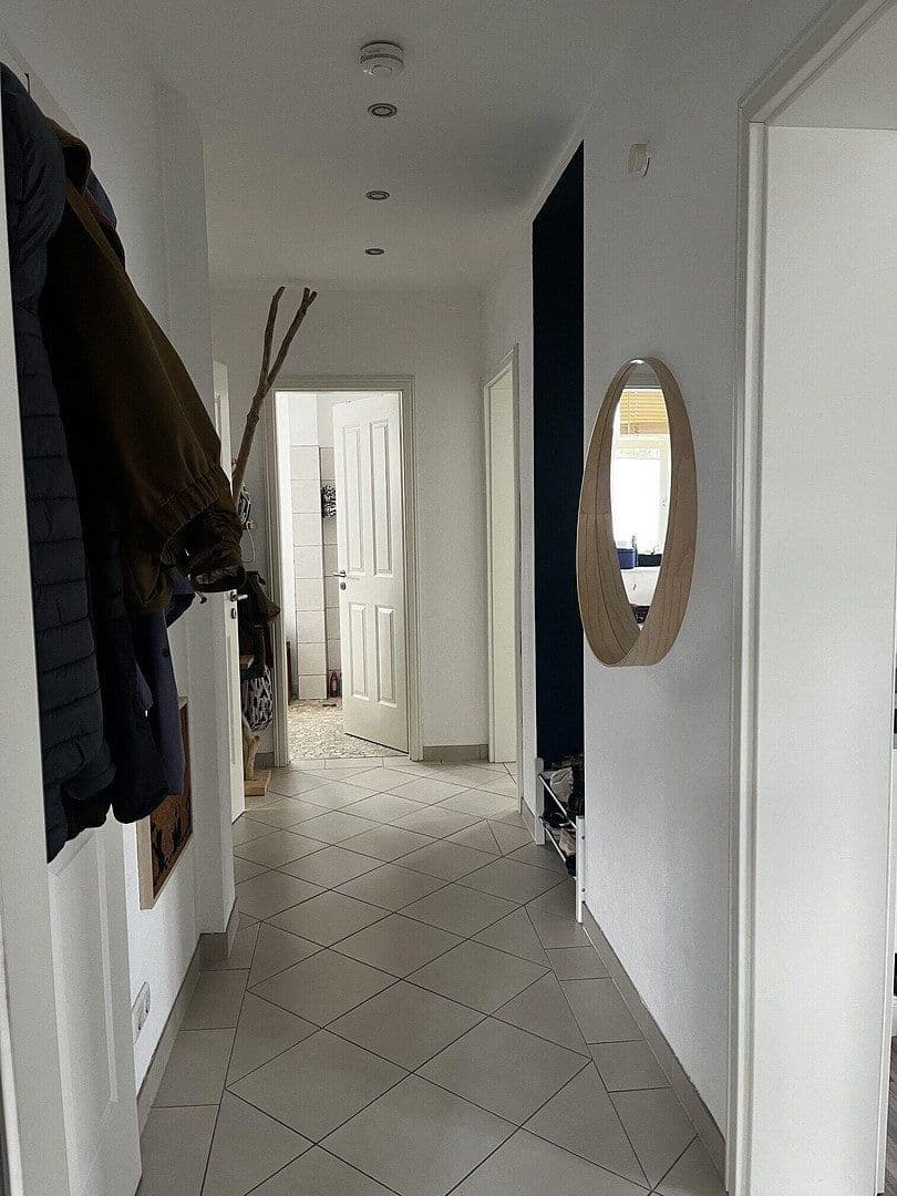 Pronájem bytu 4+1 78 m², Bentschener Weg 17, Berlin, Berlín Pronájem bytu 4+1 78 m², Bentschener Weg 17, Berlin, Berlín