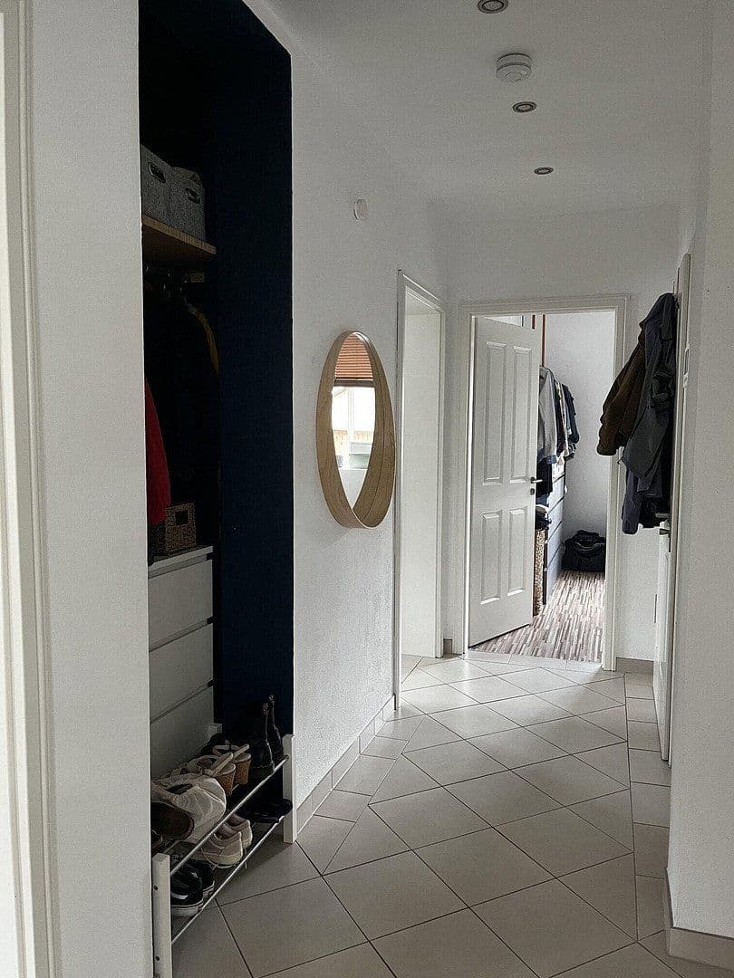 Pronájem bytu 4+1 78 m², Bentschener Weg 17, Berlin, Berlín Pronájem bytu 4+1 78 m², Bentschener Weg 17, Berlin, Berlín
