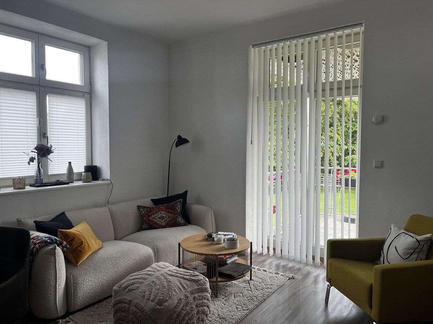 Pronájem bytu 4+1 78 m², Bentschener Weg 17, Berlin, Berlín Pronájem bytu 4+1 78 m², Bentschener Weg 17, Berlin, Berlín