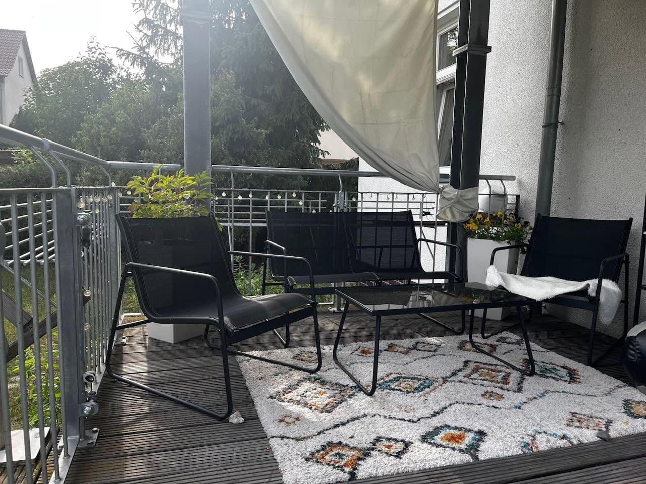 Pronájem bytu 4+1 78 m², Bentschener Weg 17, Berlin, Berlín Pronájem bytu 4+1 78 m², Bentschener Weg 17, Berlin, Berlín