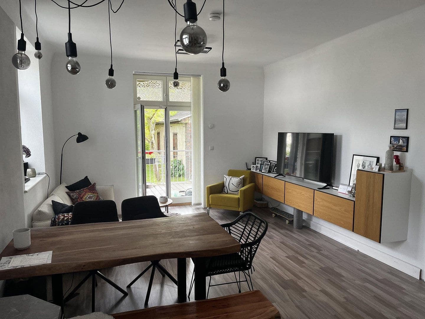 Pronájem bytu 4+1 78 m², Bentschener Weg 17, Berlin, Berlín Pronájem bytu 4+1 78 m², Bentschener Weg 17, Berlin, Berlín