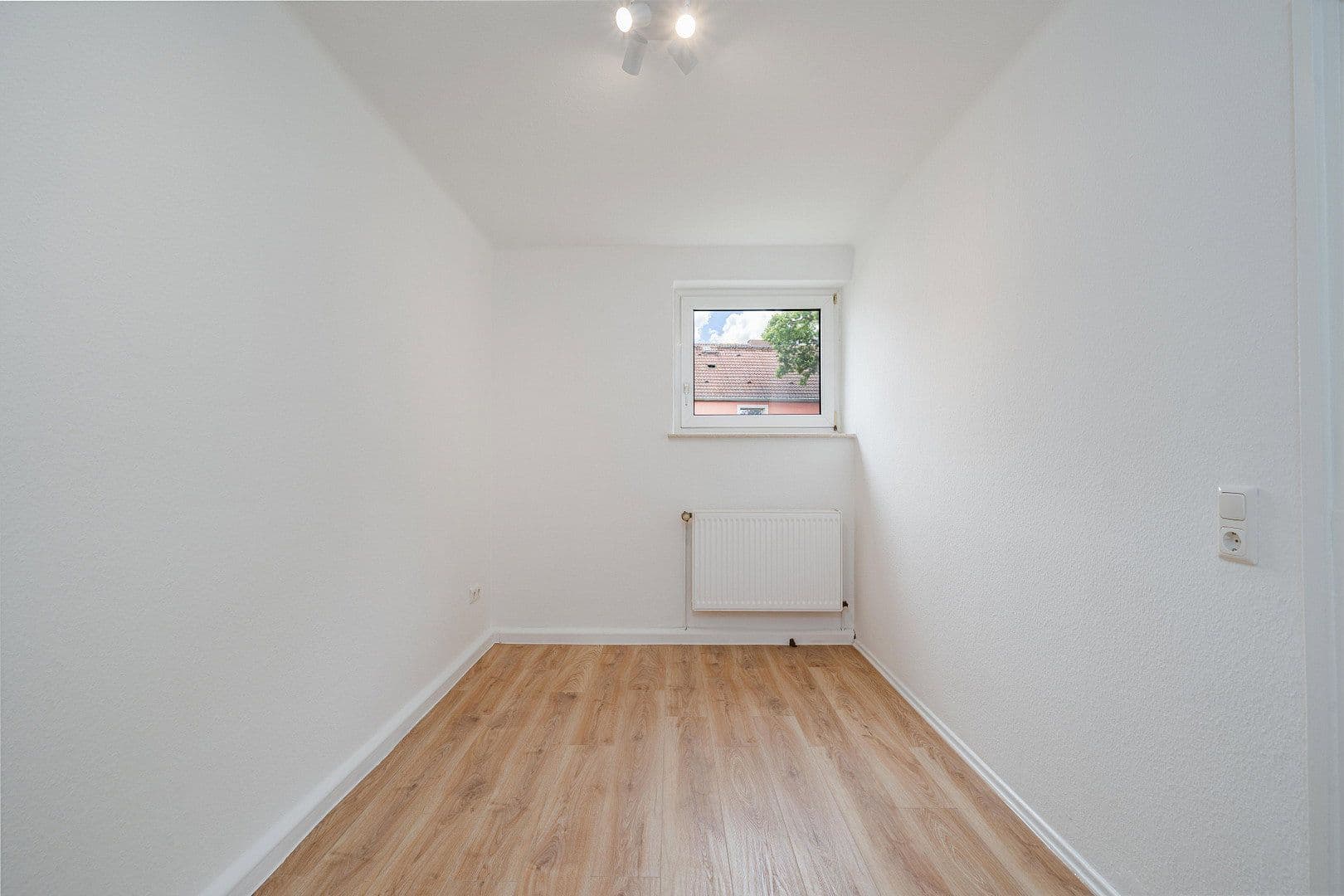 Prodej bytu 3+1 57 m², Jahnstr., Hof, Bavorsko Prodej bytu 3+1 57 m², Jahnstr., Hof, Bavorsko