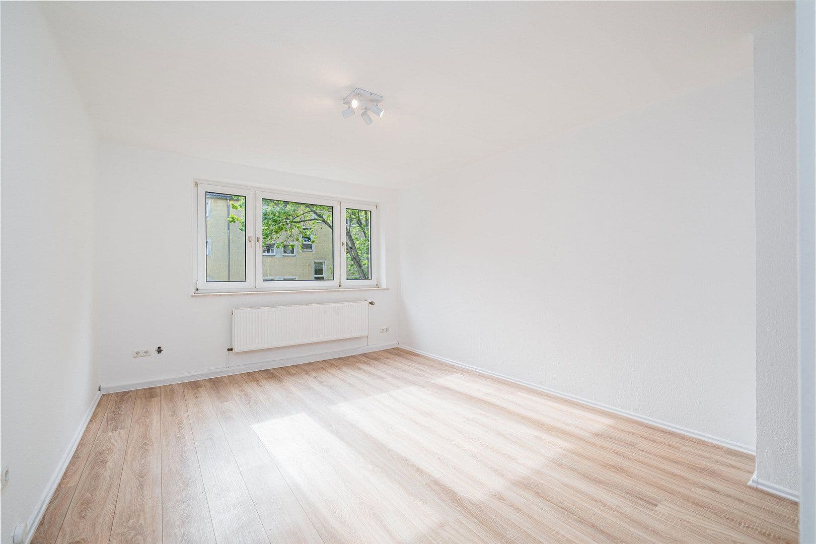 Prodej bytu 3+1 57 m², Jahnstr., Hof, Bavorsko Prodej bytu 3+1 57 m², Jahnstr., Hof, Bavorsko