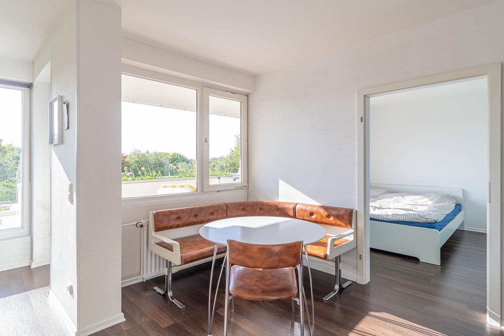 Pronájem bytu 3+1 73 m², Münterweg 14, Hamburg, Hamburg Pronájem bytu 3+1 73 m², Münterweg 14, Hamburg, Hamburg