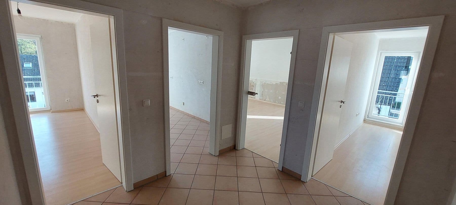 Pronájem bytu 3+1 70 m², Weiterstadt, Hessen Pronájem bytu 3+1 70 m², Weiterstadt, Hessen