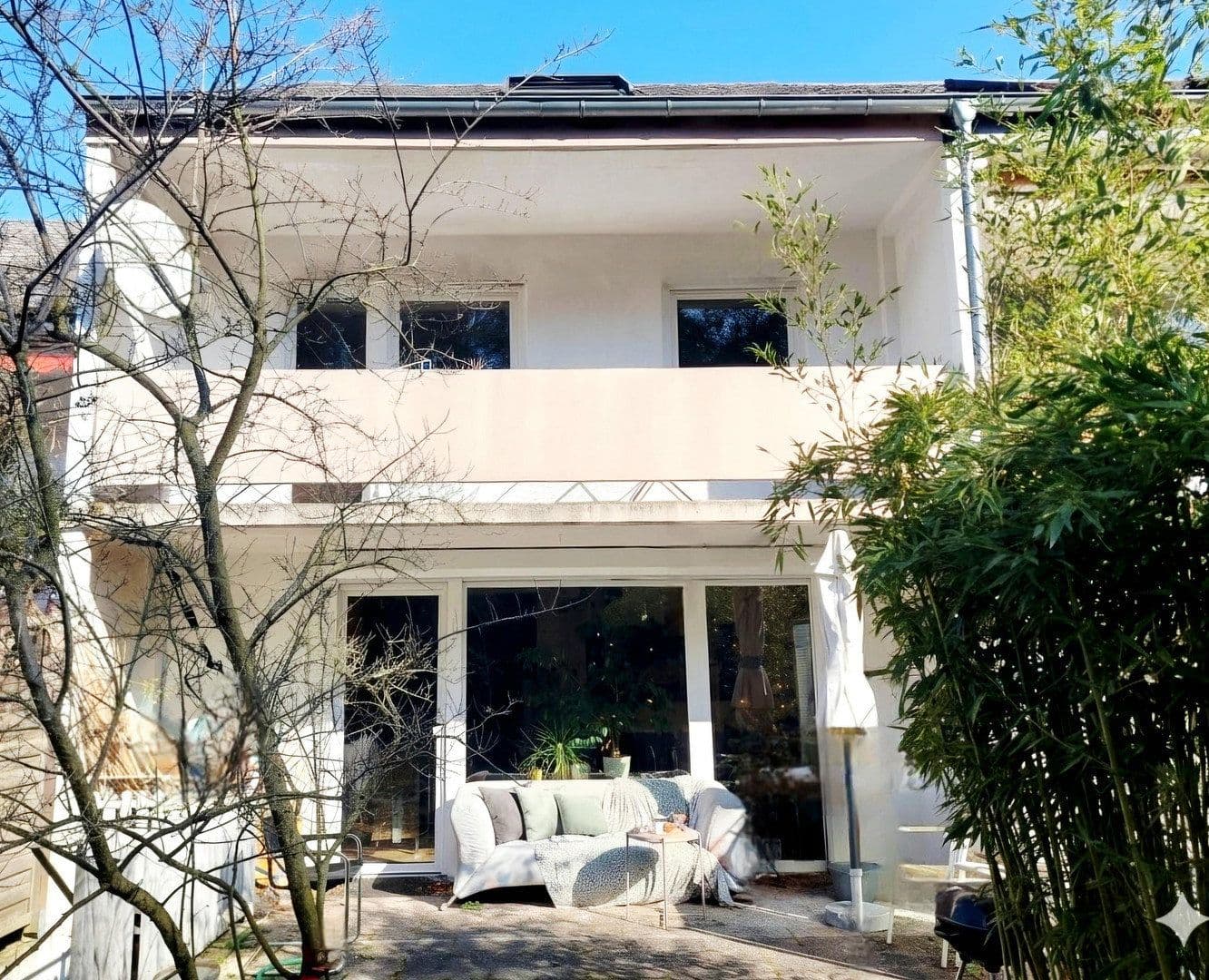 Prodej domu 130 m², pozemek 255 m², Heusenstamm, Hessen Prodej domu 130 m², pozemek 255 m², Heusenstamm, Hessen