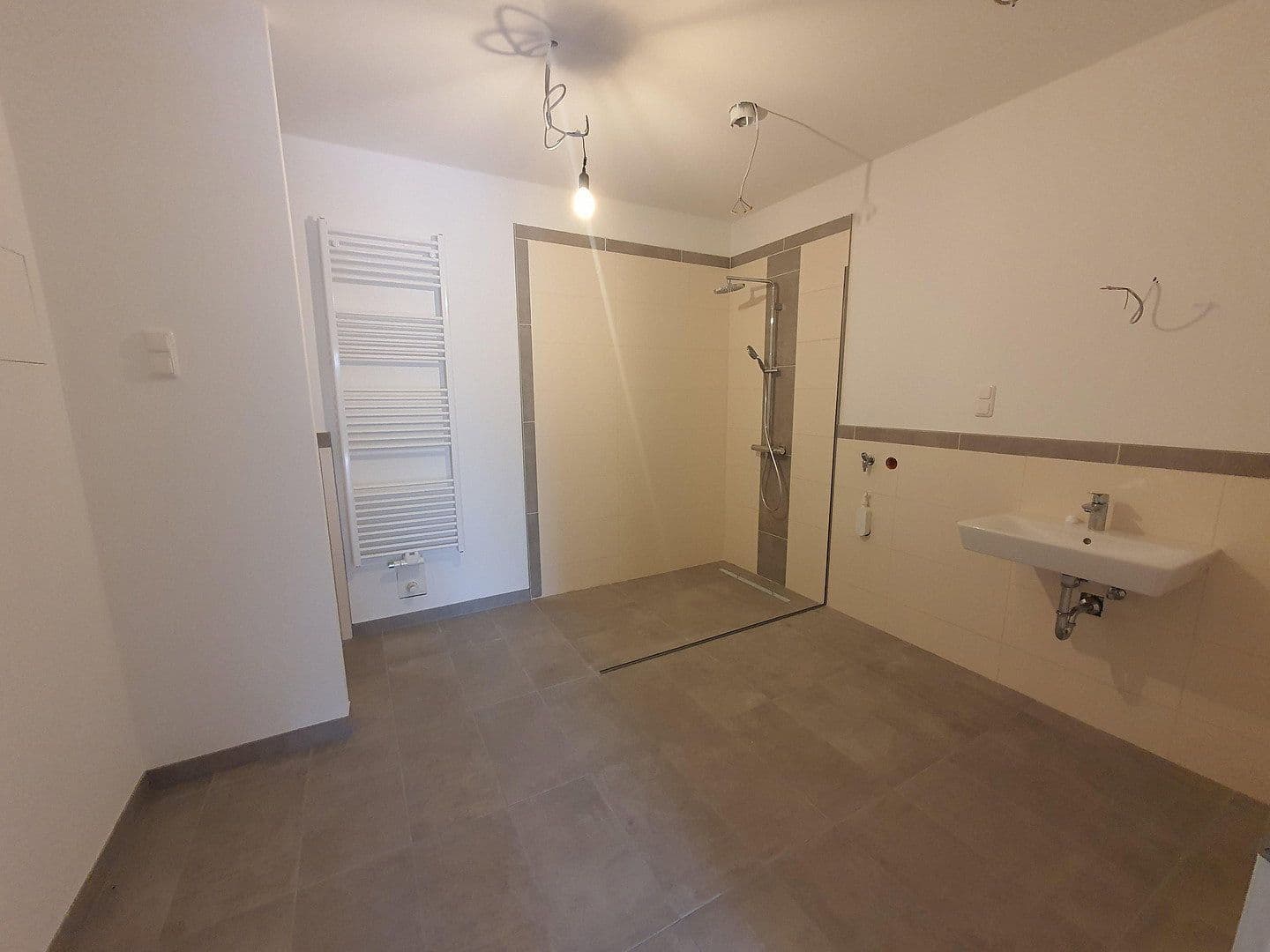 Pronájem bytu 3+1 92 m², Mannhagener Straße 5, Panten, Šlesvicko-Holštýnsko Pronájem bytu 3+1 92 m², Mannhagener Straße 5, Panten, Šlesvicko-Holštýnsko