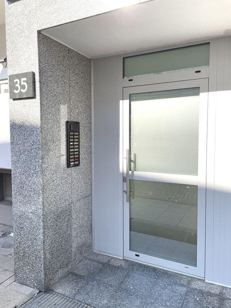 Pronájem bytu 1+1 32 m², Kaiserstraße 37, Schwelm, Severní Porýní-Vestfálsko Pronájem bytu 1+1 32 m², Kaiserstraße 37, Schwelm, Severní Porýní-Vestfálsko