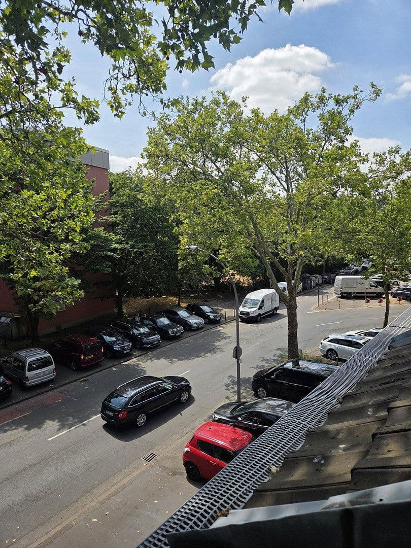 Pronájem bytu 3+1 80 m², Stolberstrasse 378, Köln, Severní Porýní-Vestfálsko Pronájem bytu 3+1 80 m², Stolberstrasse 378, Köln, Severní Porýní-Vestfálsko