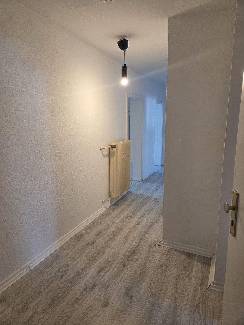 Pronájem bytu 3+1 80 m², Stolberstrasse 378, Köln, Severní Porýní-Vestfálsko Pronájem bytu 3+1 80 m², Stolberstrasse 378, Köln, Severní Porýní-Vestfálsko