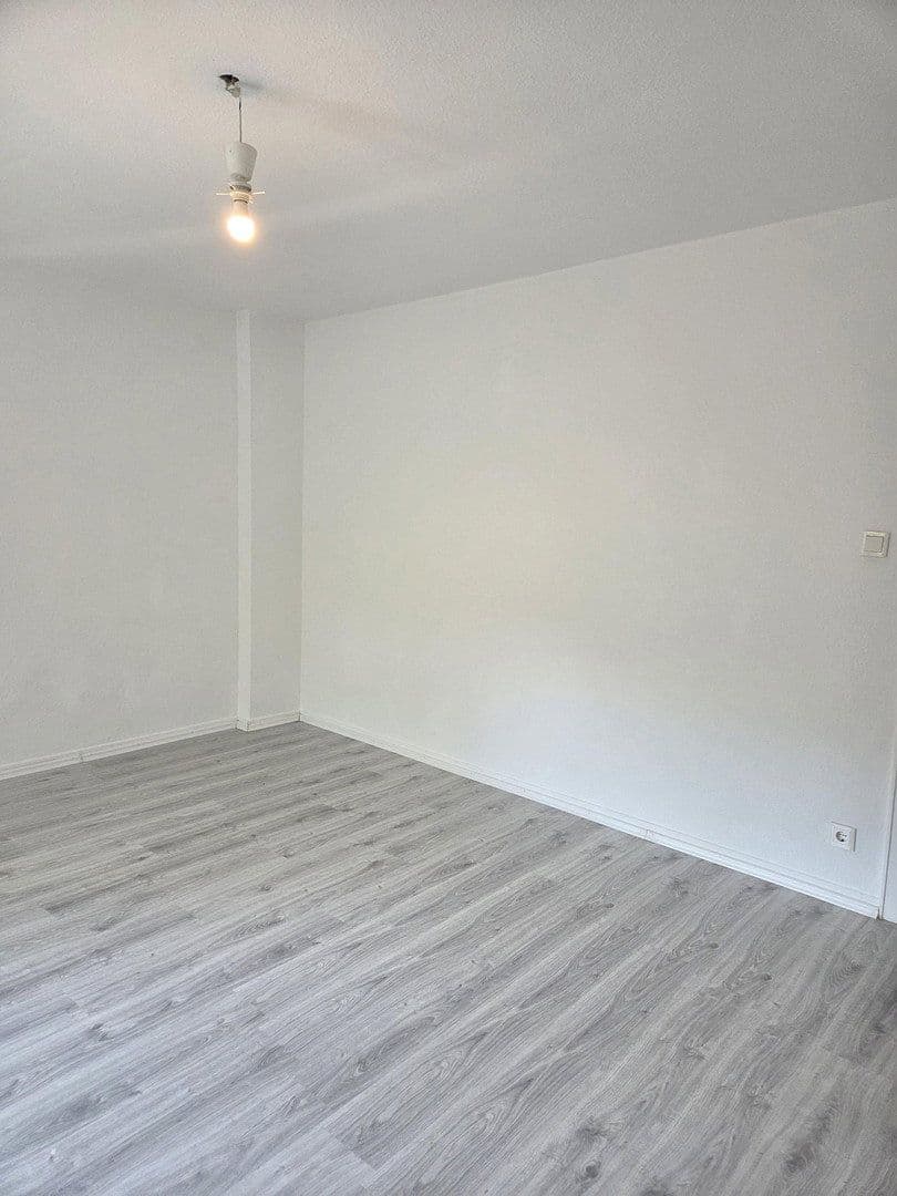 Pronájem bytu 3+1 80 m², Stolberstrasse 378, Köln, Severní Porýní-Vestfálsko Pronájem bytu 3+1 80 m², Stolberstrasse 378, Köln, Severní Porýní-Vestfálsko