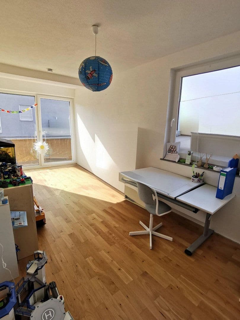 Prodej domu 125 m², pozemek 185 m², Flein, Bádensko-Württembersko Prodej domu 125 m², pozemek 185 m², Flein, Bádensko-Württembersko