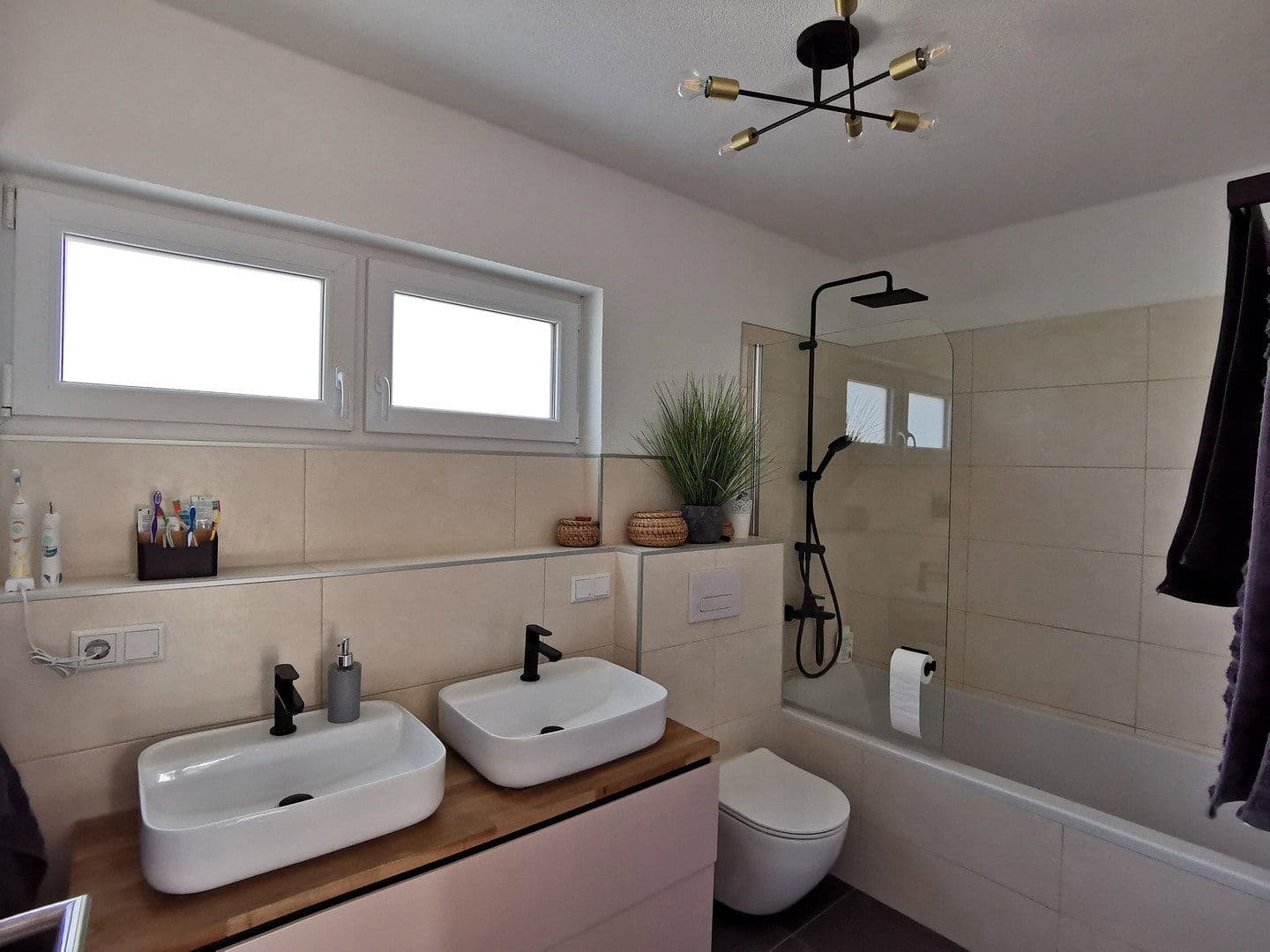 Prodej domu 125 m², pozemek 185 m², Flein, Bádensko-Württembersko Prodej domu 125 m², pozemek 185 m², Flein, Bádensko-Württembersko