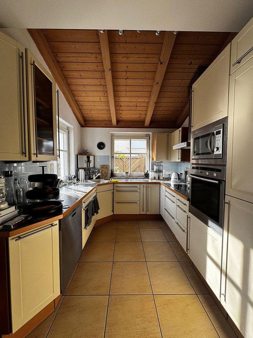 Prodej bytu 4+1 135 m², Brunnenstrasse 8a, Baldham, Bavorsko Prodej bytu 4+1 135 m², Brunnenstrasse 8a, Baldham, Bavorsko