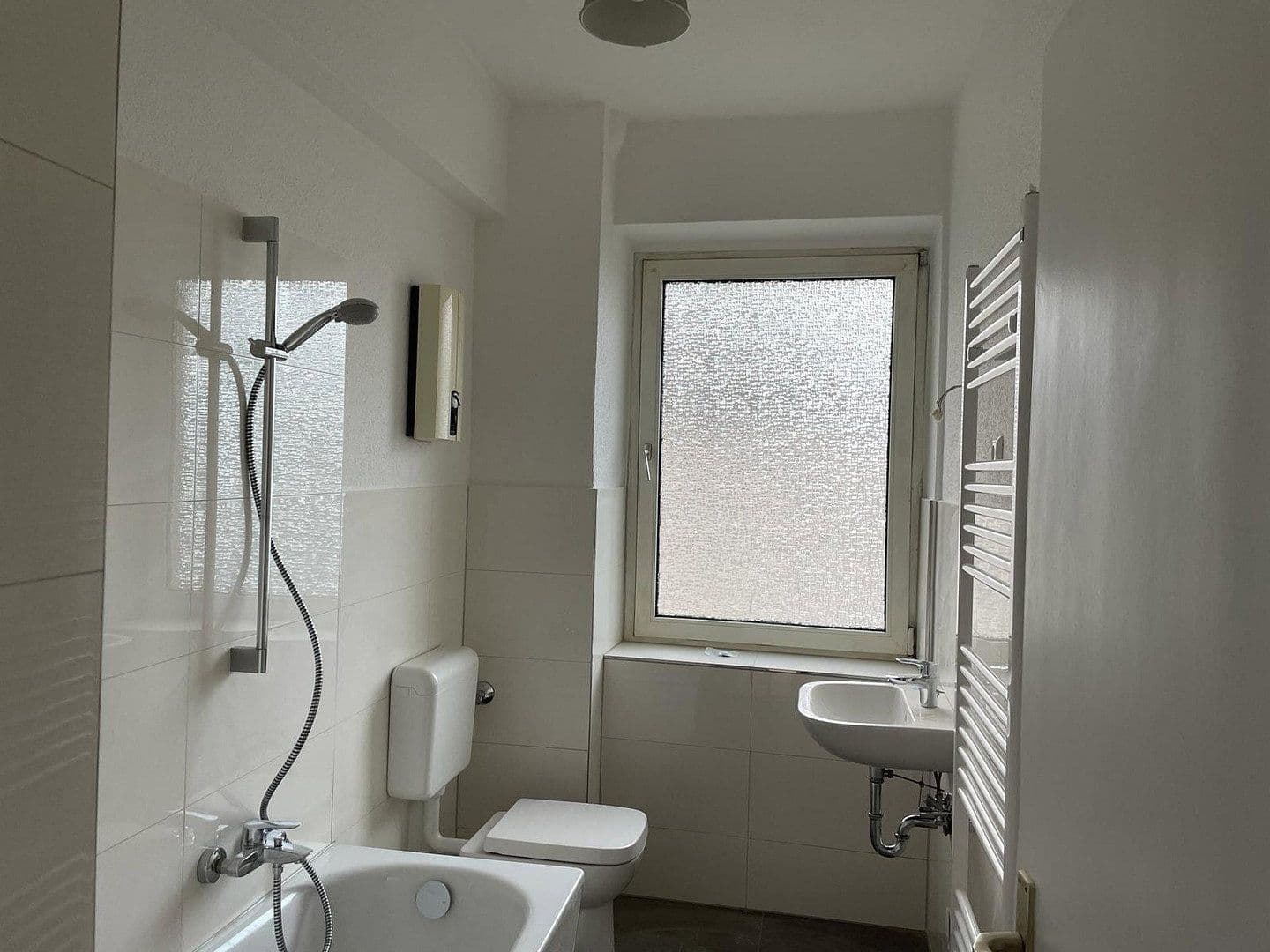 Pronájem bytu 2+1 63 m², Düppelstr.10, Essen, Severní Porýní-Vestfálsko Pronájem bytu 2+1 63 m², Düppelstr.10, Essen, Severní Porýní-Vestfálsko