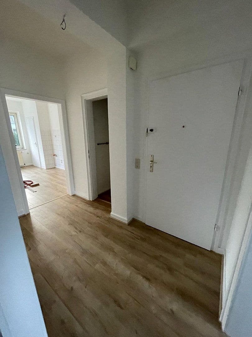 Pronájem bytu 2+1 63 m², Düppelstr.10, Essen, Severní Porýní-Vestfálsko Pronájem bytu 2+1 63 m², Düppelstr.10, Essen, Severní Porýní-Vestfálsko