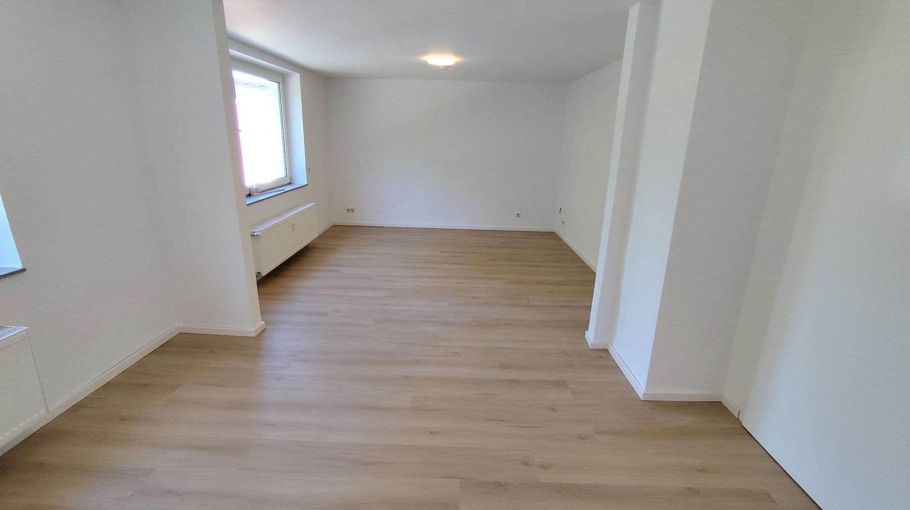 Pronájem bytu 4+1 110 m², Holzstrasse 184, Castrop-Rauxel, Severní Porýní-Vestfálsko Pronájem bytu 4+1 110 m², Holzstrasse 184, Castrop-Rauxel, Severní Porýní-Vestfálsko