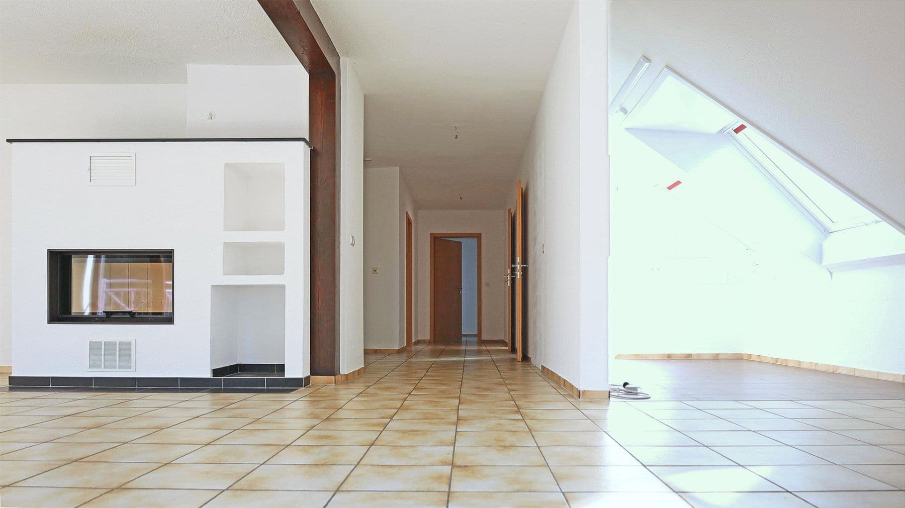 Pronájem bytu 3+1 105 m², Remchingen, Bádensko-Württembersko Pronájem bytu 3+1 105 m², Remchingen, Bádensko-Württembersko
