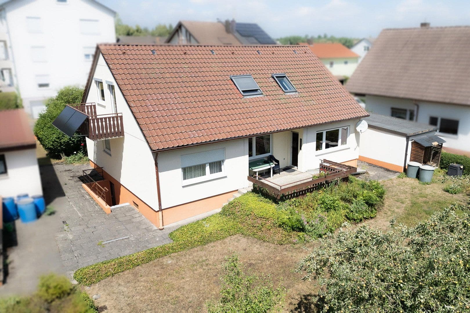 Prodej domu 161 m², pozemek 711 m², Helvetierstr. 19, Rottweil, Bádensko-Württembersko Prodej domu 161 m², pozemek 711 m², Helvetierstr. 19, Rottweil, Bádensko-Württembersko