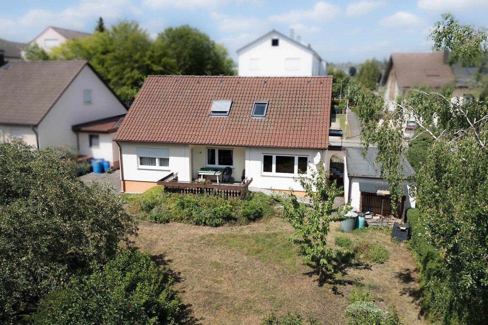 Prodej domu 161 m², pozemek 711 m², Helvetierstr. 19, Rottweil, Bádensko-Württembersko Prodej domu 161 m², pozemek 711 m², Helvetierstr. 19, Rottweil, Bádensko-Württembersko