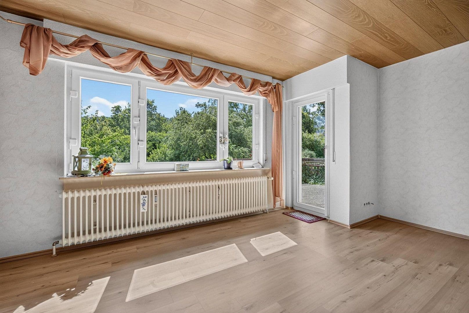 Prodej domu 161 m², pozemek 711 m², Helvetierstr. 19, Rottweil, Bádensko-Württembersko Prodej domu 161 m², pozemek 711 m², Helvetierstr. 19, Rottweil, Bádensko-Württembersko