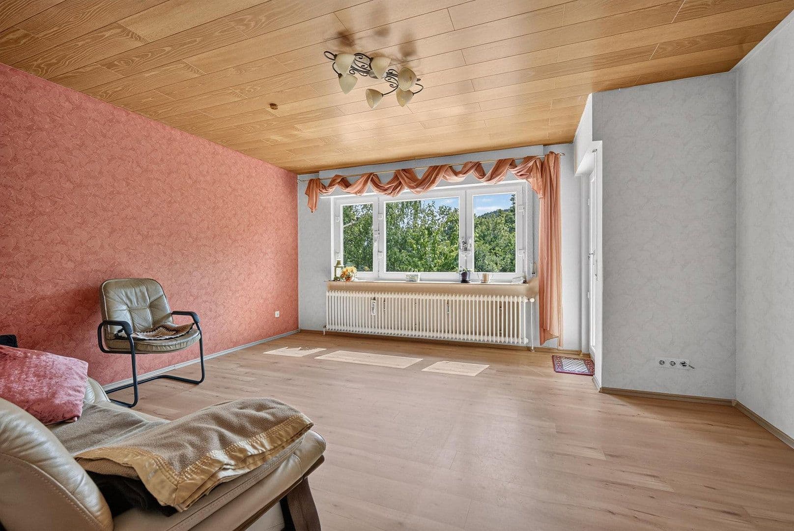 Prodej domu 161 m², pozemek 711 m², Helvetierstr. 19, Rottweil, Bádensko-Württembersko Prodej domu 161 m², pozemek 711 m², Helvetierstr. 19, Rottweil, Bádensko-Württembersko
