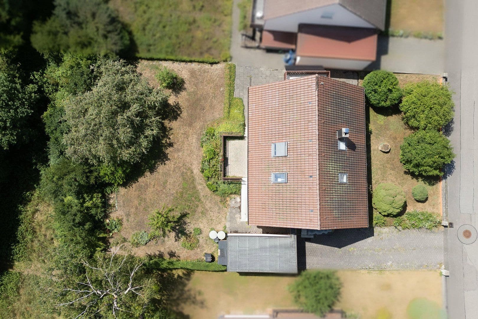 Prodej domu 161 m², pozemek 711 m², Helvetierstr. 19, Rottweil, Bádensko-Württembersko Prodej domu 161 m², pozemek 711 m², Helvetierstr. 19, Rottweil, Bádensko-Württembersko