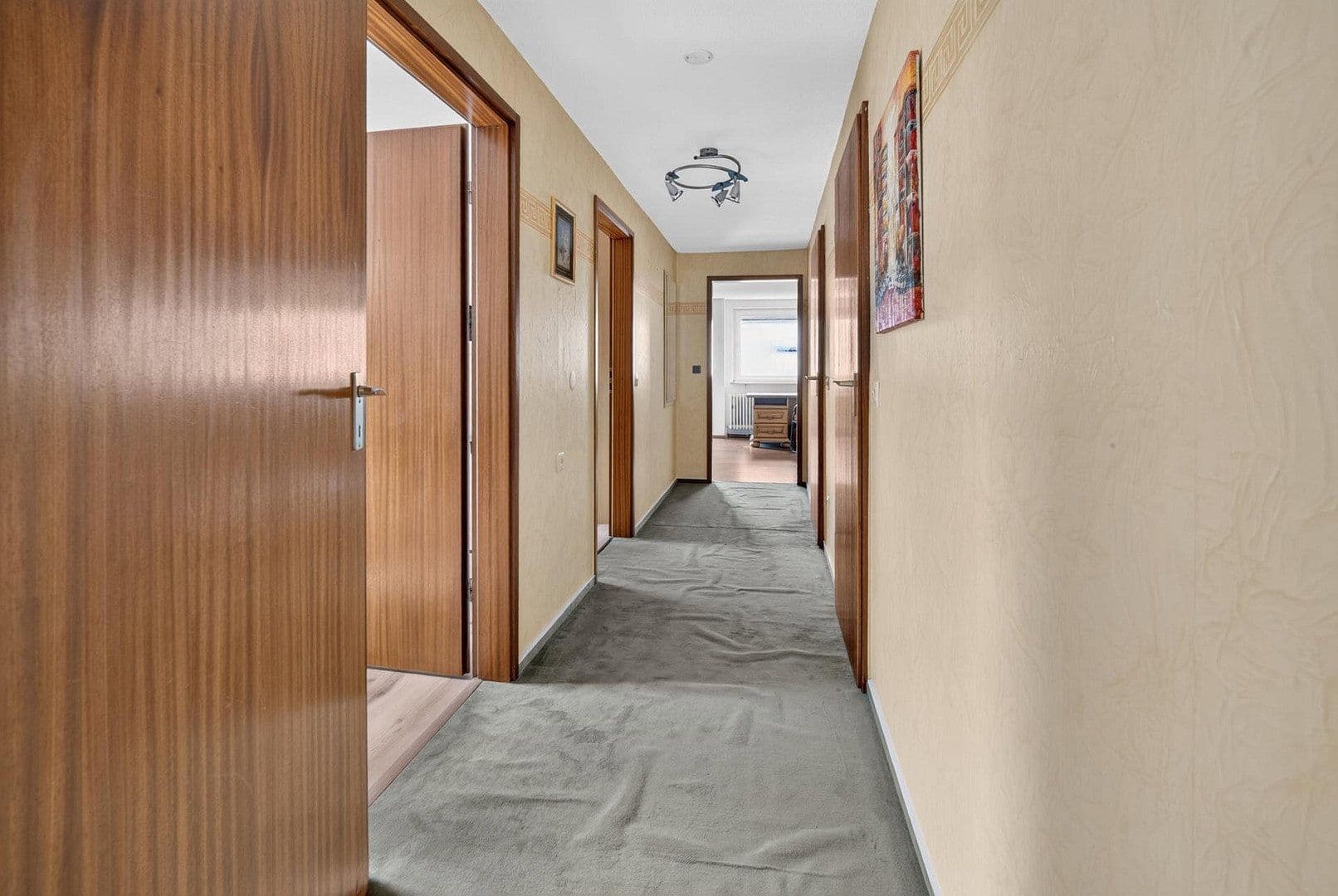 Prodej domu 161 m², pozemek 711 m², Helvetierstr. 19, Rottweil, Bádensko-Württembersko Prodej domu 161 m², pozemek 711 m², Helvetierstr. 19, Rottweil, Bádensko-Württembersko