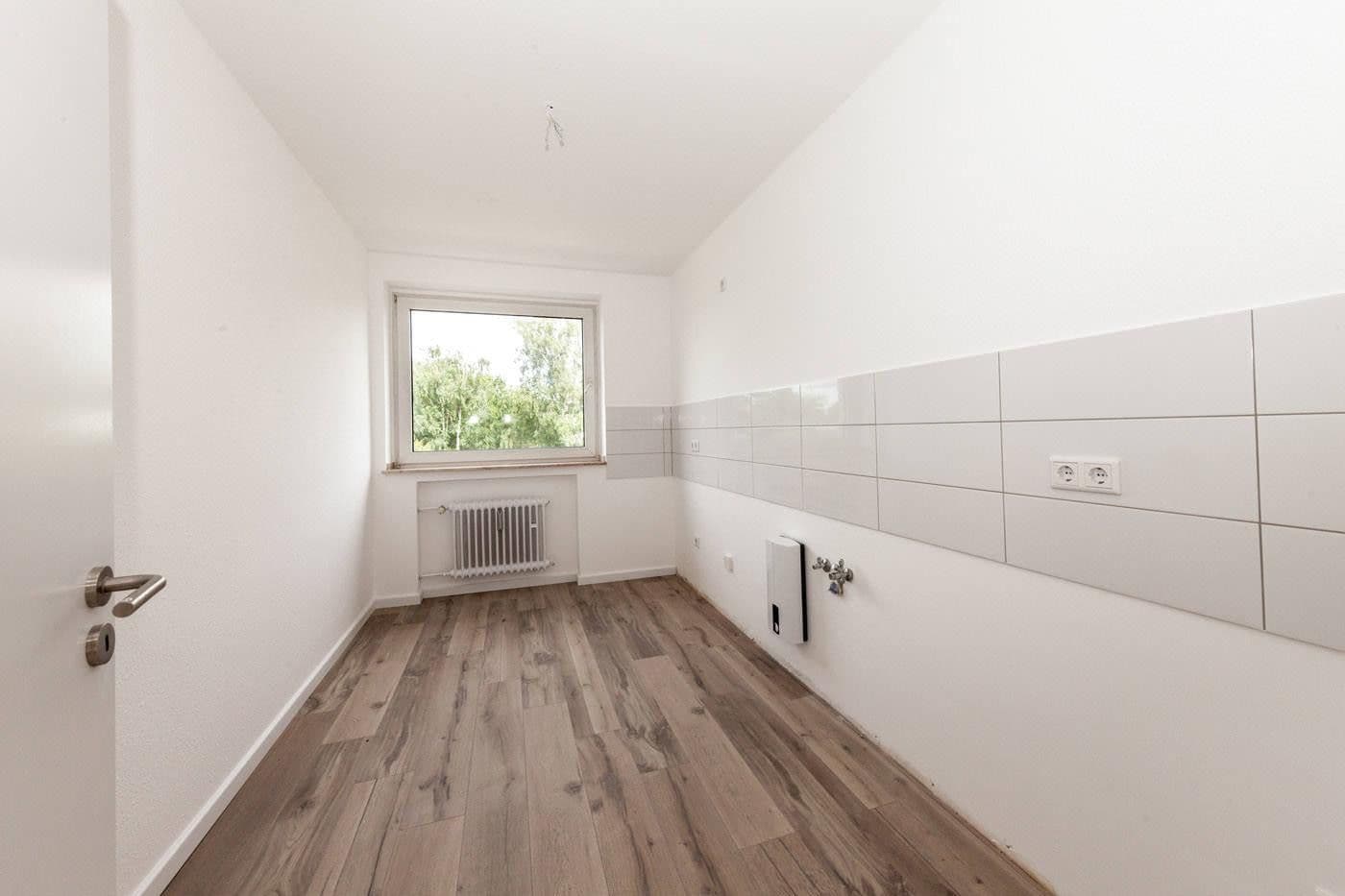 Prodej bytu 4+1 113 m², Lessingplatz 7, Neuss, Severní Porýní-Vestfálsko Prodej bytu 4+1 113 m², Lessingplatz 7, Neuss, Severní Porýní-Vestfálsko