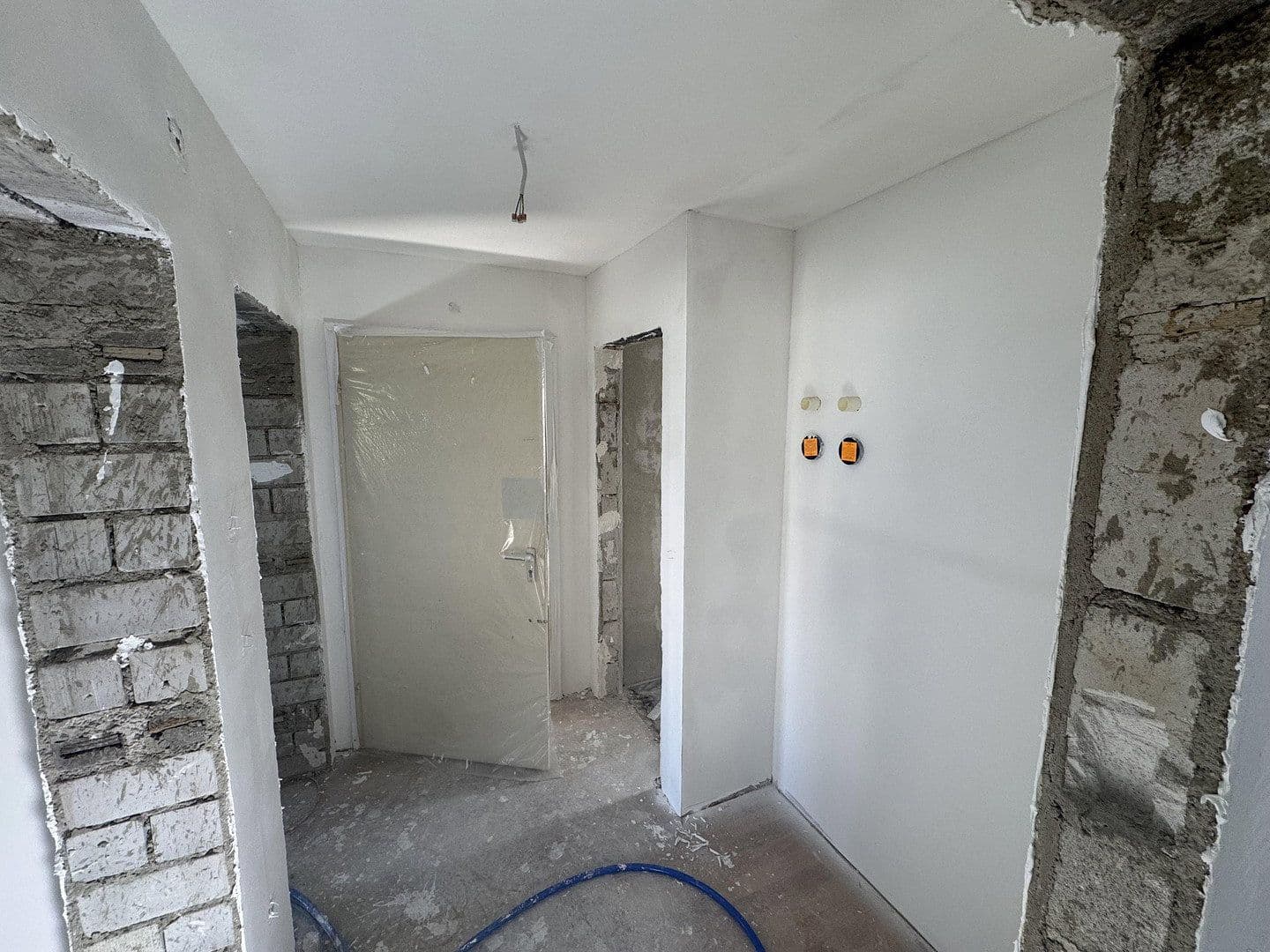 Pronájem bytu 2+1 57 m², Bahnstr. 3a, Augsburg, Bavorsko Pronájem bytu 2+1 57 m², Bahnstr. 3a, Augsburg, Bavorsko