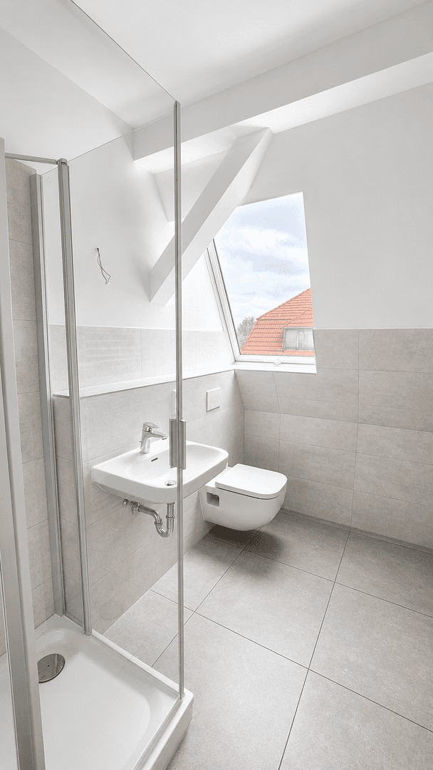 Pronájem bytu 4+1 138 m², Cochstedter Straße, Magdeburg, Sasko-Anhaltsko Pronájem bytu 4+1 138 m², Cochstedter Straße, Magdeburg, Sasko-Anhaltsko