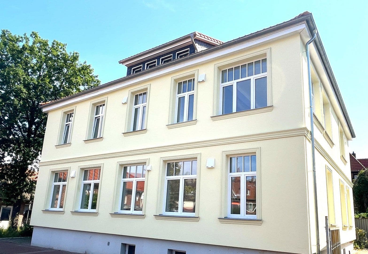 Pronájem bytu 3+1 107 m², Rathausstr. 3, Bad Bevensen, Dolní Sasko Pronájem bytu 3+1 107 m², Rathausstr. 3, Bad Bevensen, Dolní Sasko