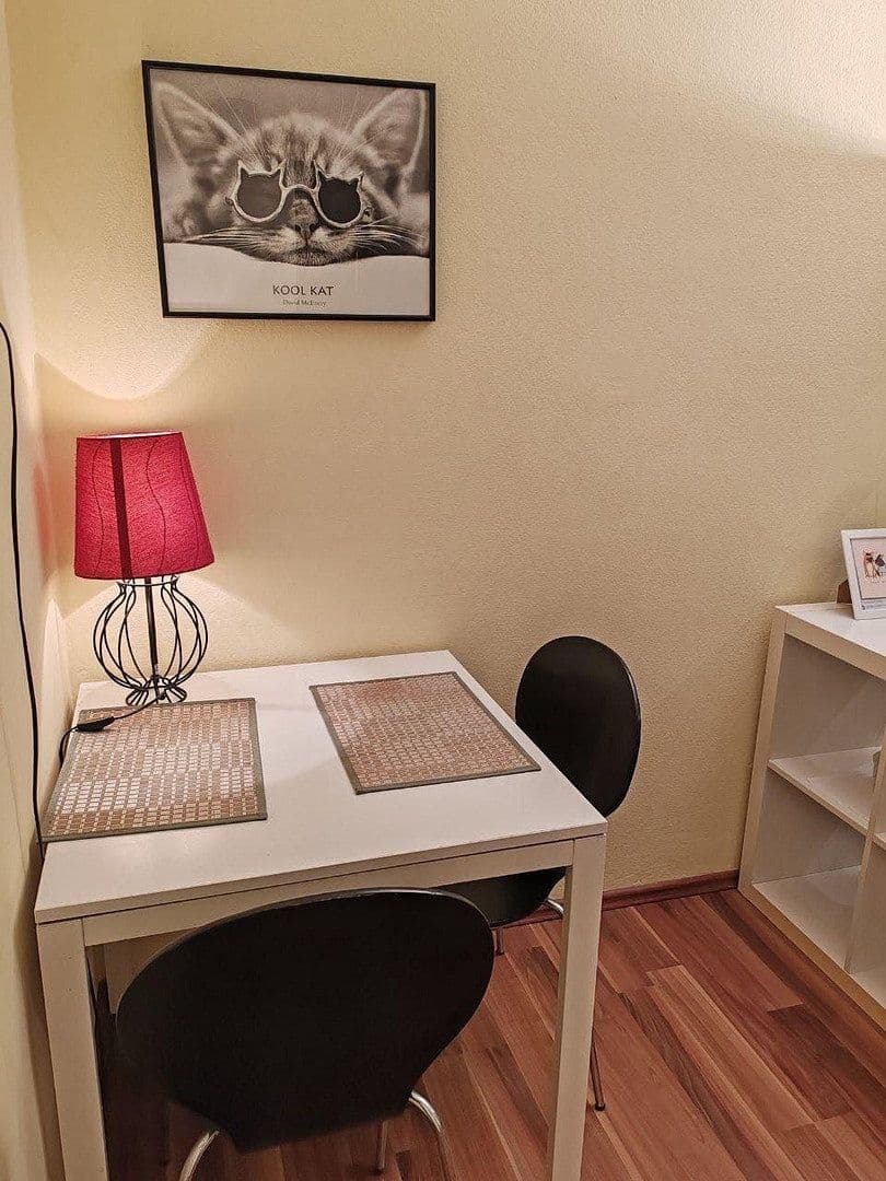 Pronájem bytu 1+1 23 m², Klagenfurter Str., München, Bavorsko Pronájem bytu 1+1 23 m², Klagenfurter Str., München, Bavorsko