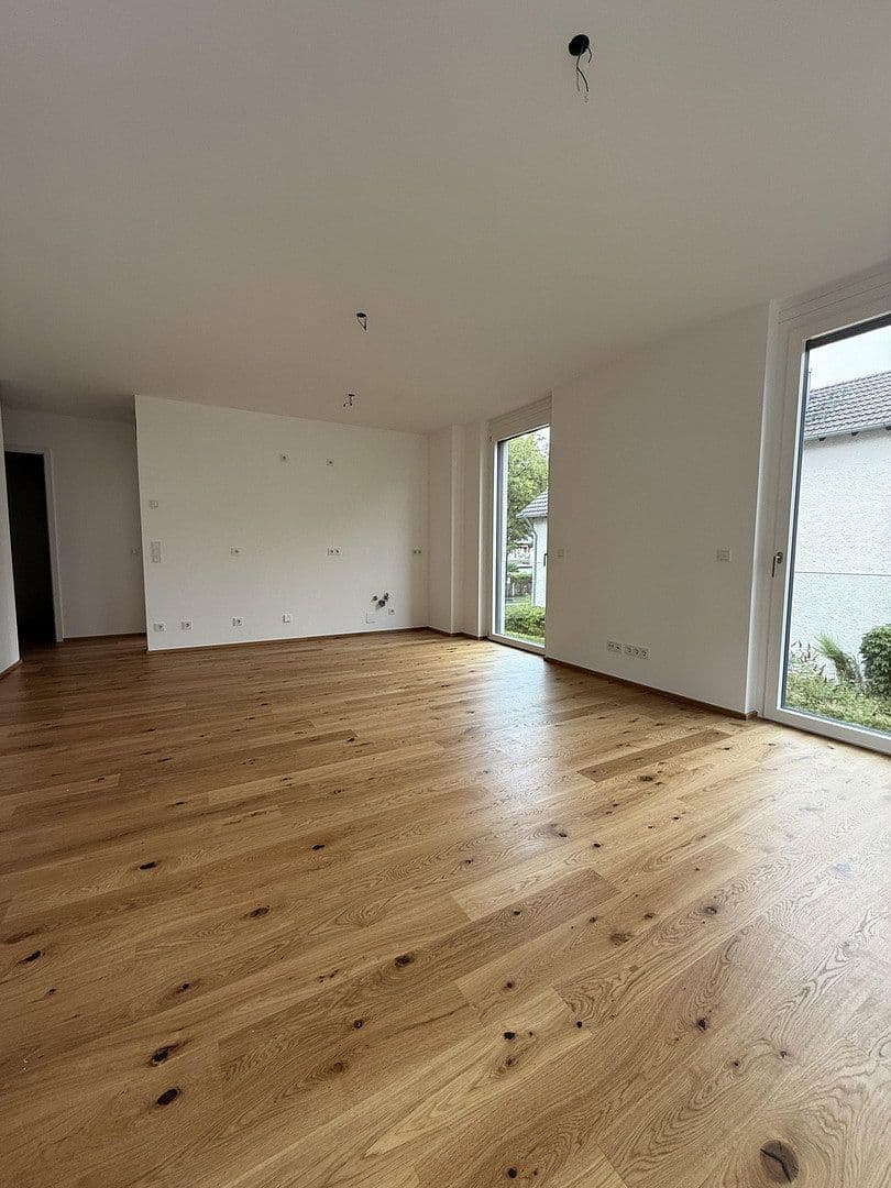 Pronájem bytu 3+1 85 m², Gustav-Meyrink-Straße 7, München, Bavorsko Pronájem bytu 3+1 85 m², Gustav-Meyrink-Straße 7, München, Bavorsko