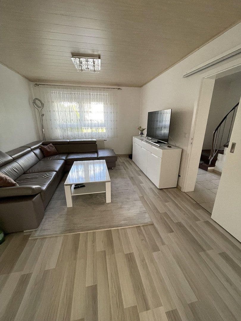 Prodej domu 123 m², pozemek 204 m², Neckarsulm, Bádensko-Württembersko Prodej domu 123 m², pozemek 204 m², Neckarsulm, Bádensko-Württembersko