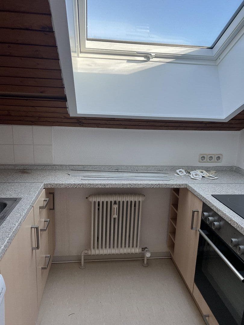 Pronájem bytu 2+1 45 m², Weinklinge 36, Stuttgart, Bádensko-Württembersko Pronájem bytu 2+1 45 m², Weinklinge 36, Stuttgart, Bádensko-Württembersko