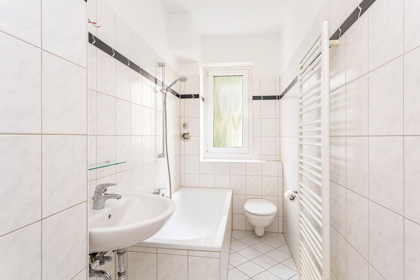 Prodej bytu 2+1 57 m², Peter-Vischer-Straße 4, Berlin, Berlín Prodej bytu 2+1 57 m², Peter-Vischer-Straße 4, Berlin, Berlín