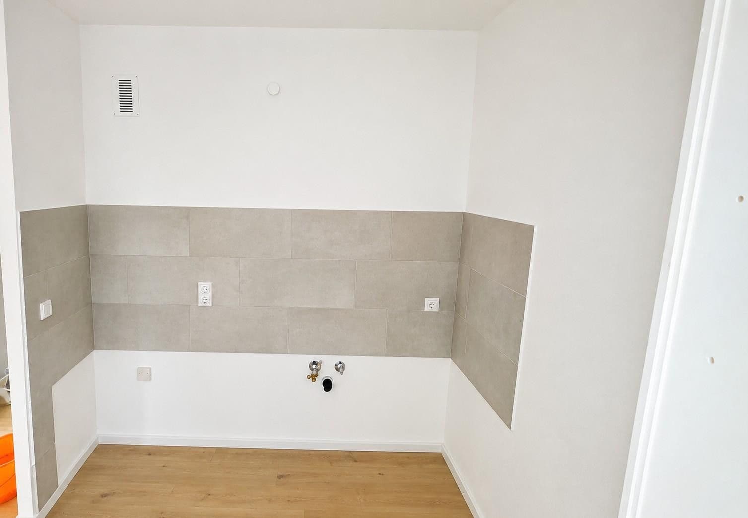 Pronájem bytu 1+1 35 m², Bernau, Braniborsko Pronájem bytu 1+1 35 m², Bernau, Braniborsko