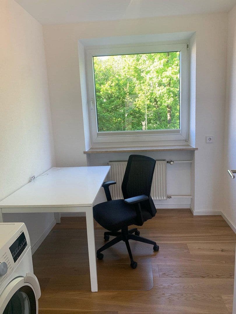 Pronájem bytu 3+1 67 m², Zeppelinstraße 7, München, Bavorsko Pronájem bytu 3+1 67 m², Zeppelinstraße 7, München, Bavorsko