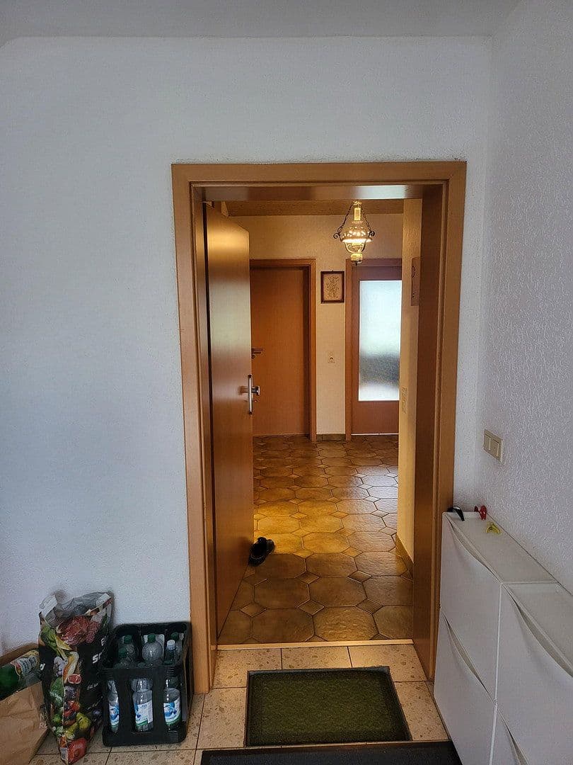 Prodej domu 205 m², pozemek 328 m², Freiberg am Neckar, Bádensko-Württembersko Prodej domu 205 m², pozemek 328 m², Freiberg am Neckar, Bádensko-Württembersko