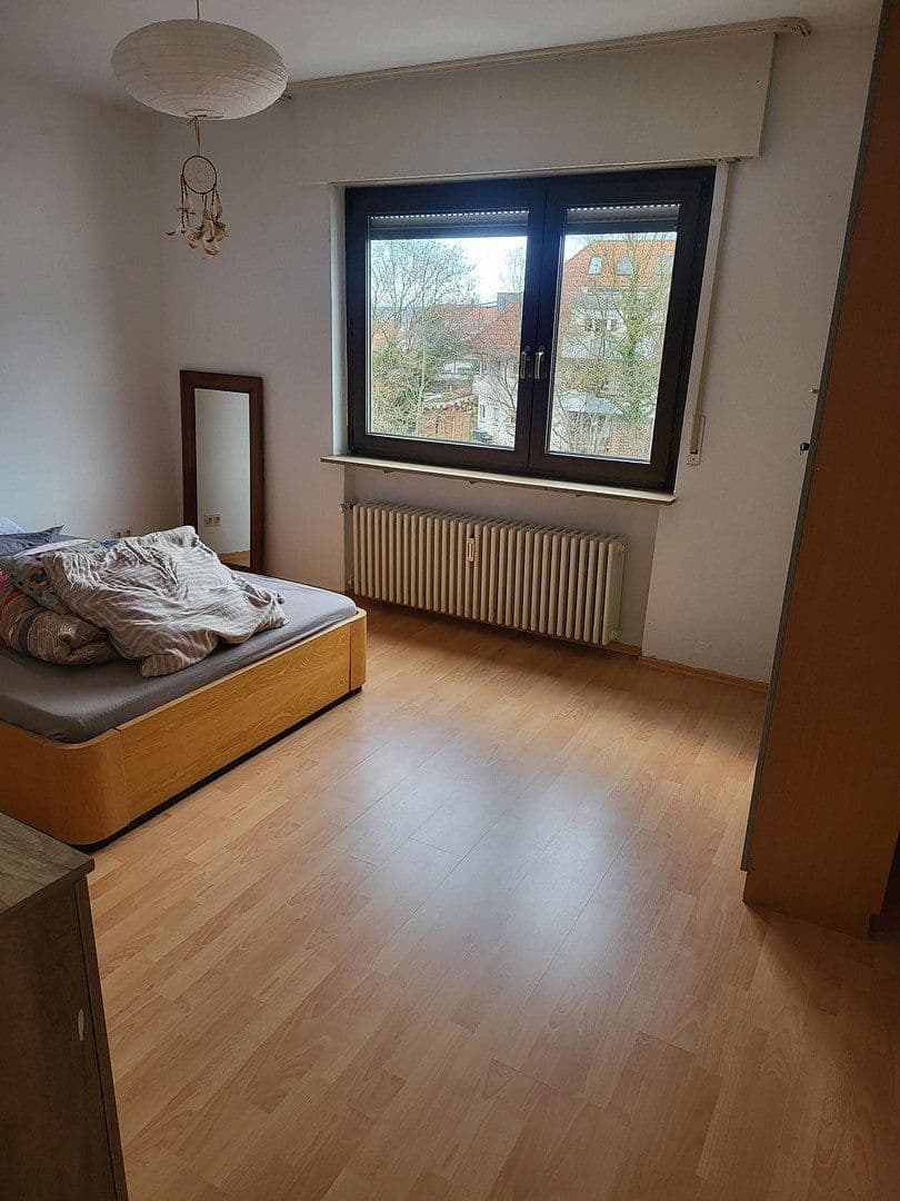 Prodej domu 205 m², pozemek 328 m², Freiberg am Neckar, Bádensko-Württembersko Prodej domu 205 m², pozemek 328 m², Freiberg am Neckar, Bádensko-Württembersko