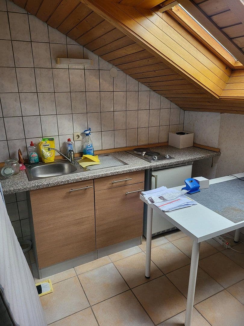 Prodej domu 205 m², pozemek 328 m², Freiberg am Neckar, Bádensko-Württembersko Prodej domu 205 m², pozemek 328 m², Freiberg am Neckar, Bádensko-Württembersko