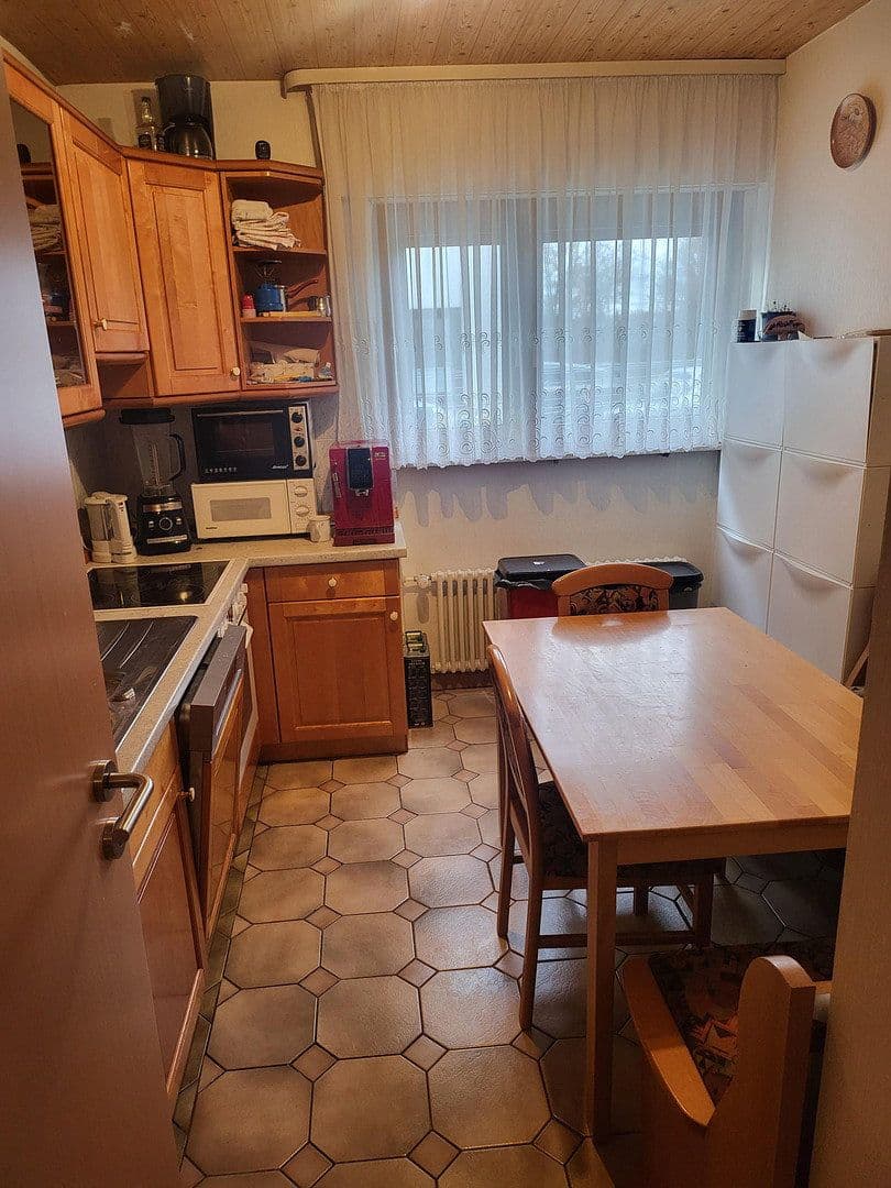 Prodej domu 205 m², pozemek 328 m², Freiberg am Neckar, Bádensko-Württembersko Prodej domu 205 m², pozemek 328 m², Freiberg am Neckar, Bádensko-Württembersko