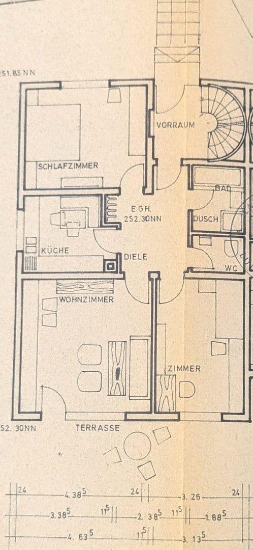 Prodej domu 205 m², pozemek 328 m², Freiberg am Neckar, Bádensko-Württembersko Prodej domu 205 m², pozemek 328 m², Freiberg am Neckar, Bádensko-Württembersko