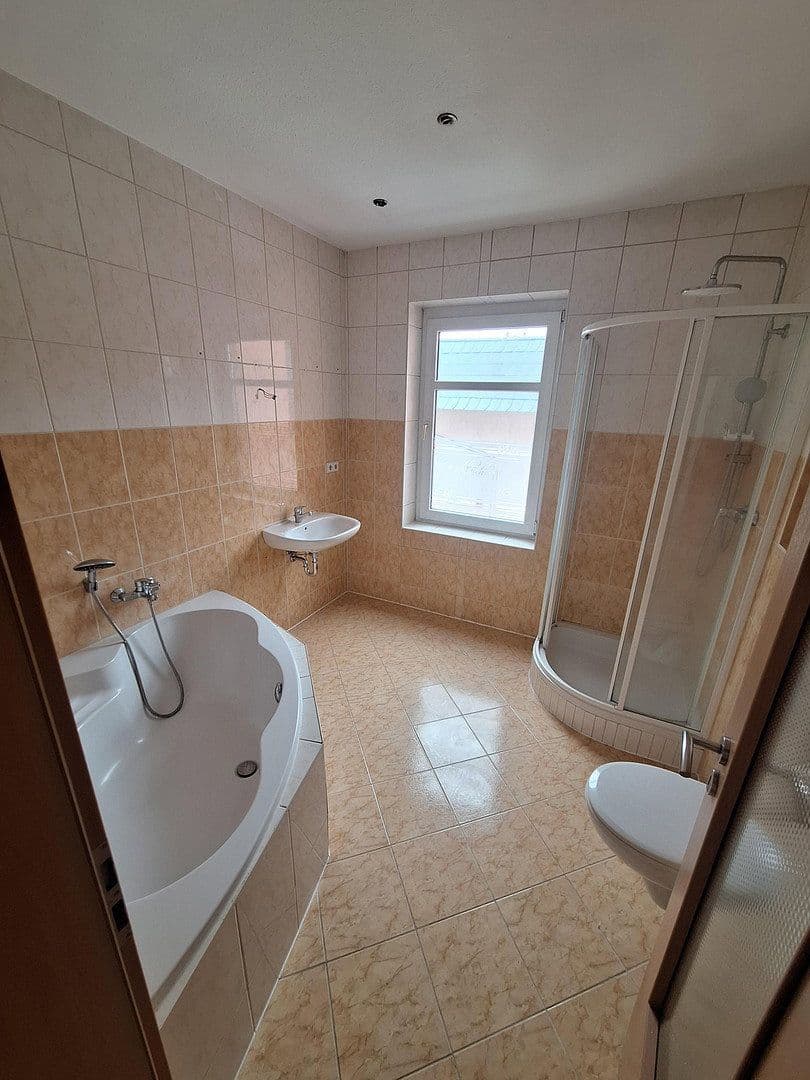 Pronájem bytu 3+1 85 m², Lange Straße 2, Cvikov, Sasko Pronájem bytu 3+1 85 m², Lange Straße 2, Cvikov, Sasko